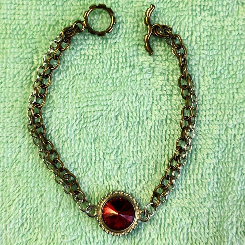 Red Bracelet! - Picture 2 of 3